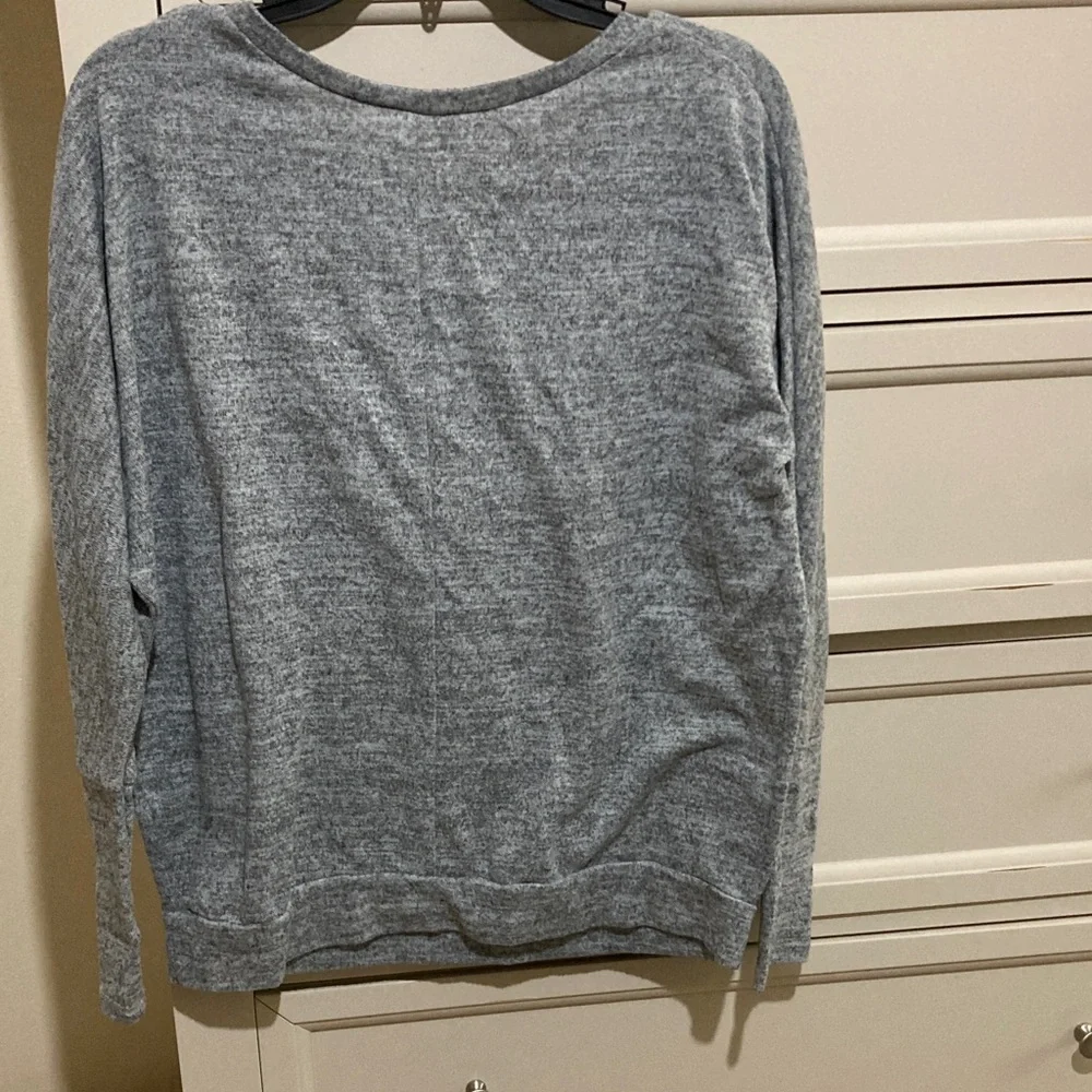 Charlotte Russe Heather Gray Sweatshirt Top Size S - Picture 5 of 6